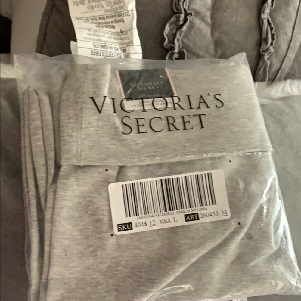 BNWT Victoria secret fold over leggings